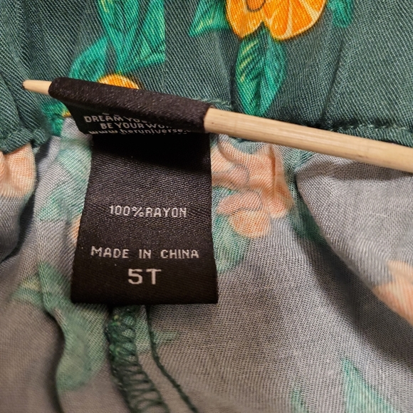 Disney One Universe Girls Skort 5T Green with Oranges Minnie Mouse Heads Rayon - Picture 5 of 5